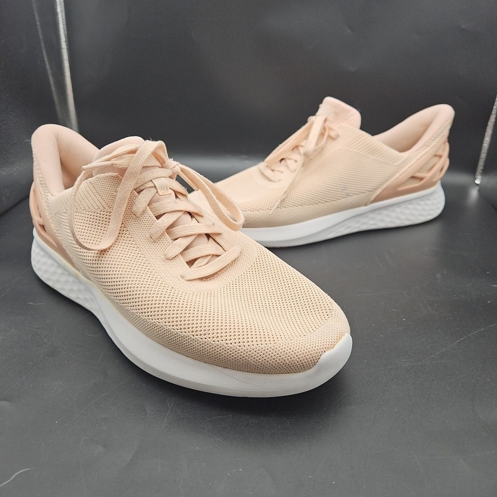 Kizik Athens W 13.5 M 12 Peachs‎ N Cream Pink Hands Free Slip On Athletic Shoes